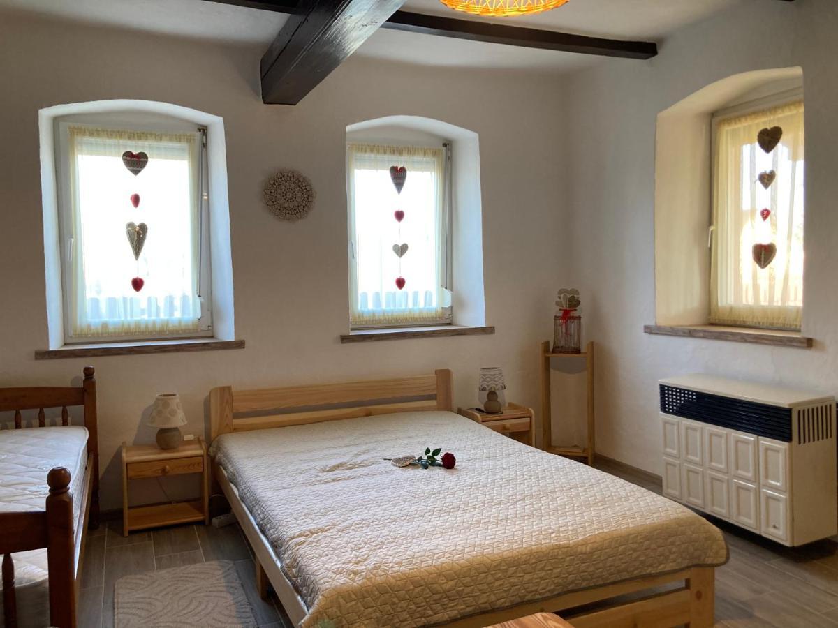Apartment Tiszavirag Vendeghaz